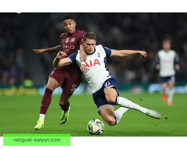 英超罗密欧·拉维亚状态回暖，表现稳健引发关注