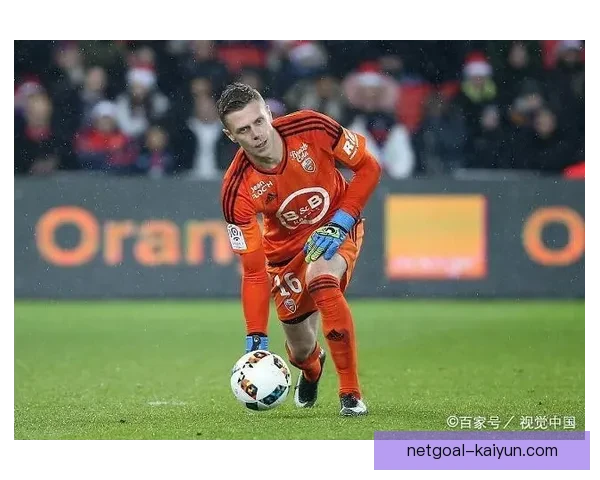 洛里昂锋线输出持续提升，近期表现备受关注